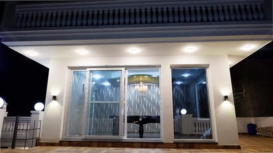 Greystone Villa, Swiming Pool , Bbq , Big Garden, Pool Table, Party Speaker, Bathtub, Kitchen, 15Mins To Golden Temple Amritsar Exterior foto